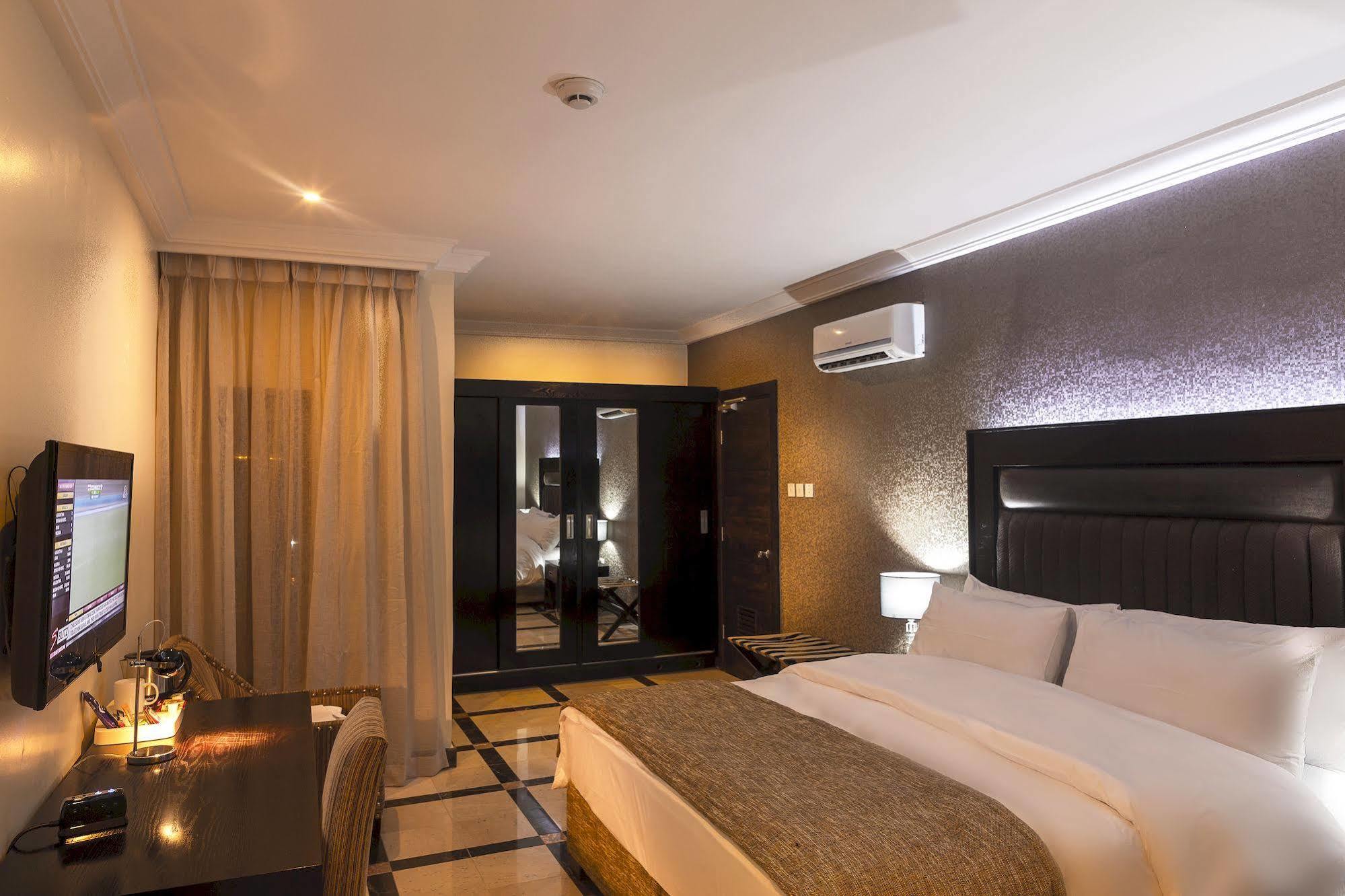 Quo Vadis Hotel Abuja Exteriér fotografie
